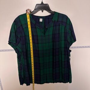 Old Navy Green and Blue Casual Button Down Shirt